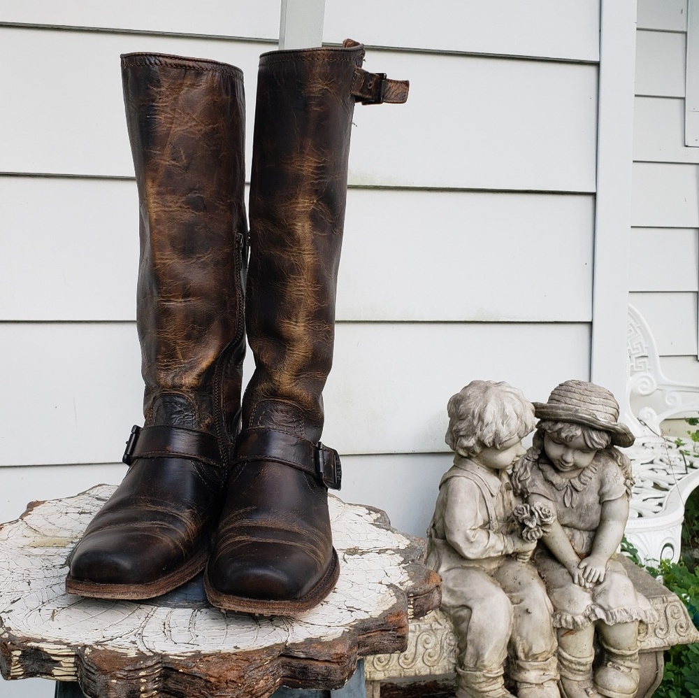 🚫SOLD🚫Frye Antique Brown Tall Engineer Boots 6.5 - Picture 2 of 8